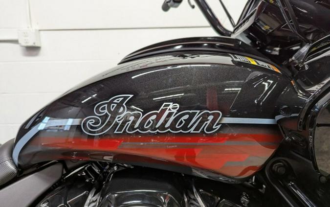 2026 Indian Challenger Dark Horse Signature Series Abyss Metallic / Red Allert