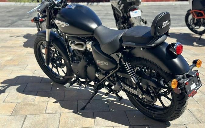 2023 Royal Enfield Meteor 350 Stellar Black