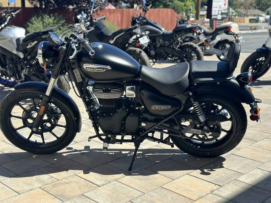 2023 Royal Enfield Meteor 350 Stellar Black