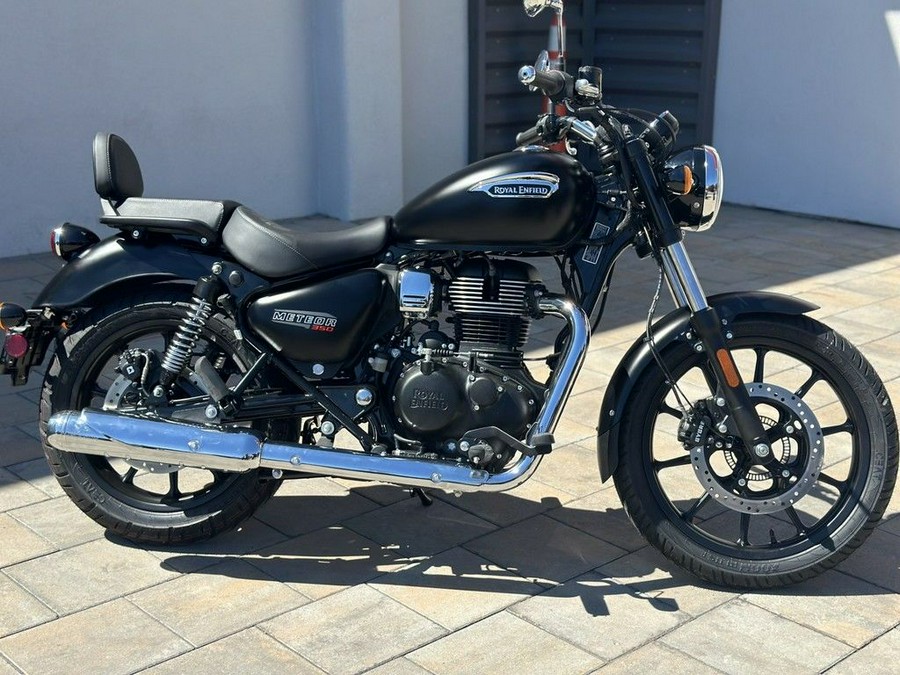 2023 Royal Enfield Meteor 350 Stellar Black