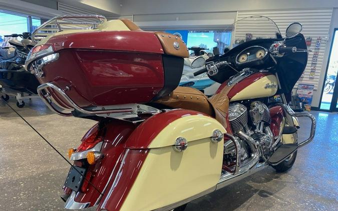 2015 Indian ROADMASTER, INDIAN RED/IVORY CREAM, 49ST Base
