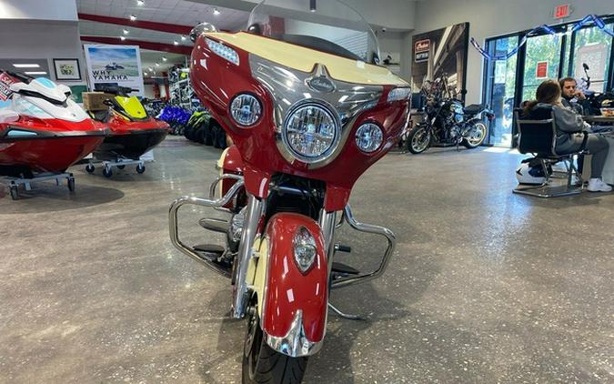 2015 Indian ROADMASTER, INDIAN RED/IVORY CREAM, 49ST Base