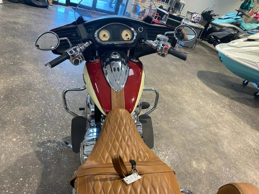 2015 Indian Motorcycle® ROADMASTER, INDIAN RED/IVORY CREAM, 49ST Base