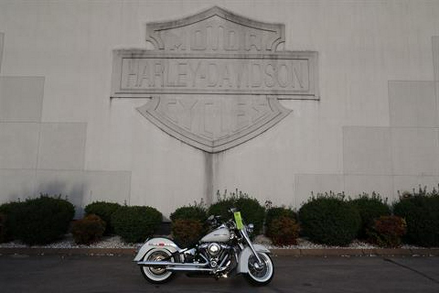 2020 Harley-Davidson Deluxe