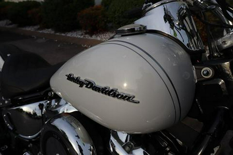 2020 Harley-Davidson Deluxe