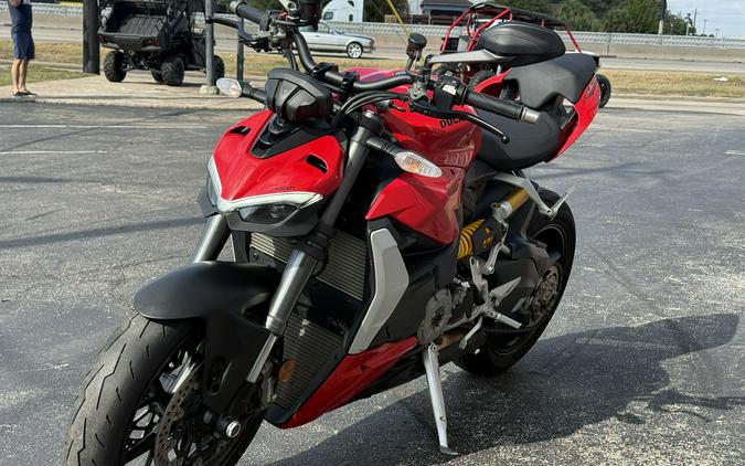 2023 Ducati Streetfighter V2 Ducati Red - 03071T