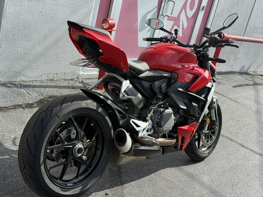 2023 Ducati Streetfighter V2 Ducati Red - 03071T