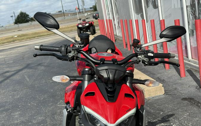 2023 Ducati Streetfighter V2 Ducati Red - 03071T