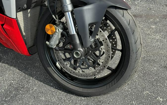 2023 Ducati Streetfighter V2 Ducati Red - 03071T