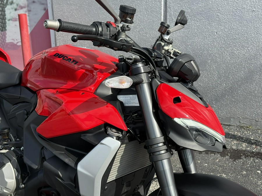 2023 Ducati Streetfighter V2 Ducati Red - 03071T