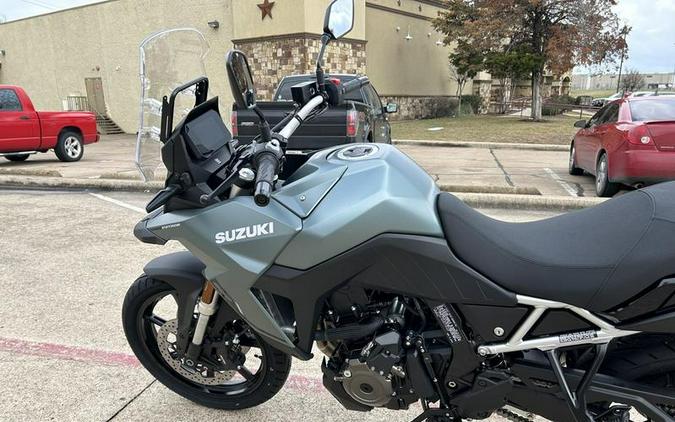 2024 Suzuki V-Strom 800