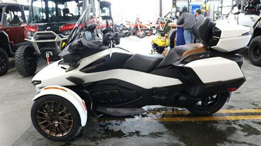 2024 Can-Am Spyder RT Sea-to-Sky