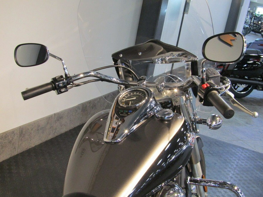 2014 Kawasaki Vulcan® 900 Classic LT