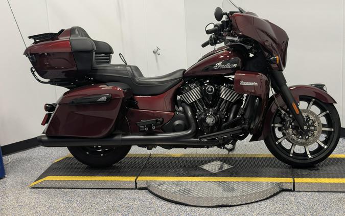 2024 Indian Motorcycle Roadmaster Dark Horse Powerband Audio Package