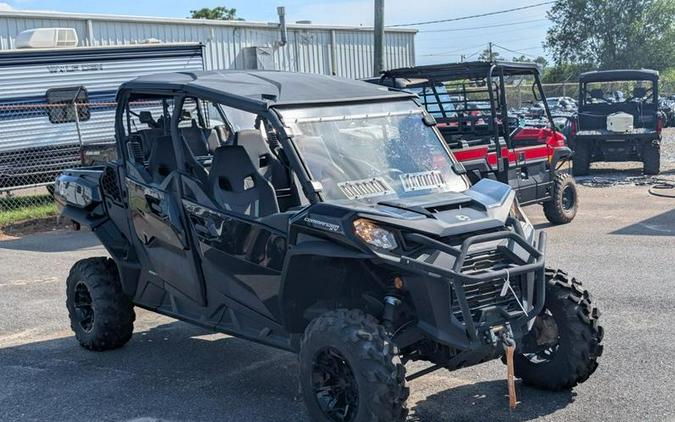 2025 Can-Am® Commander MAX XT 700