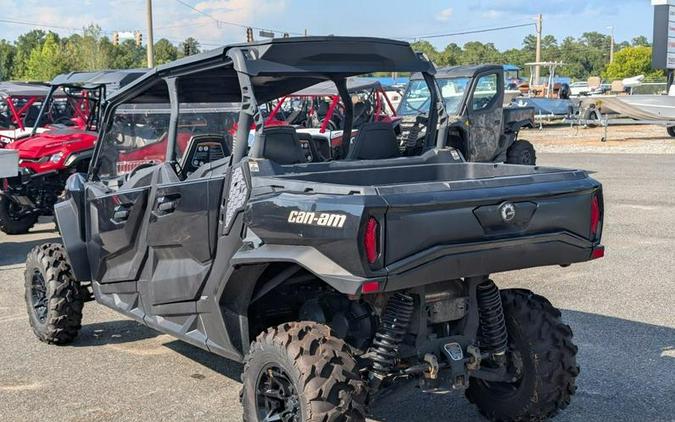 2025 Can-Am® Commander MAX XT 700