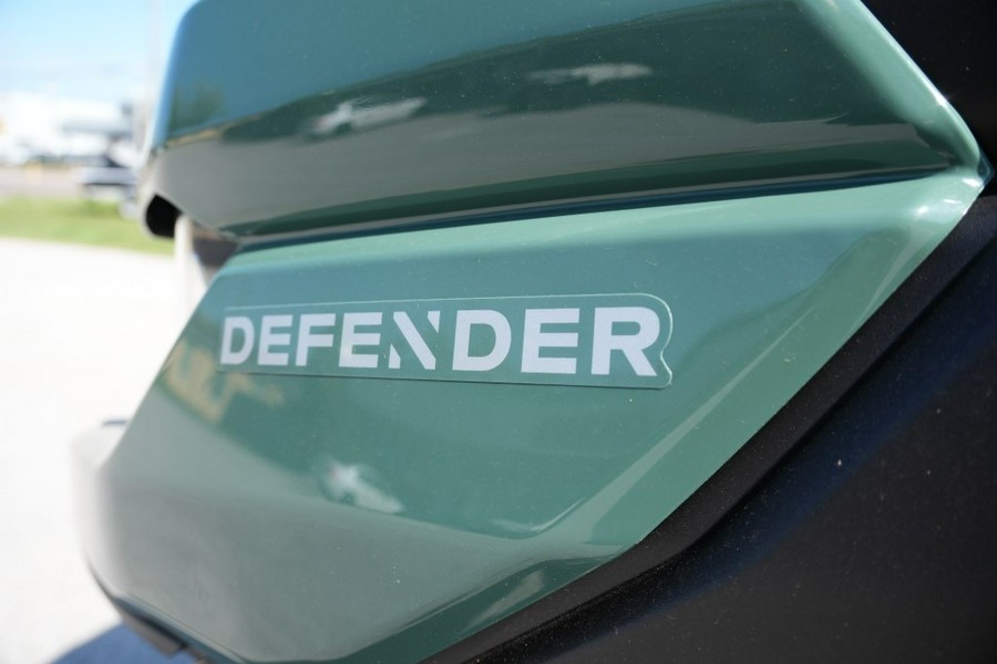 2026 Can-Am Defender HD9