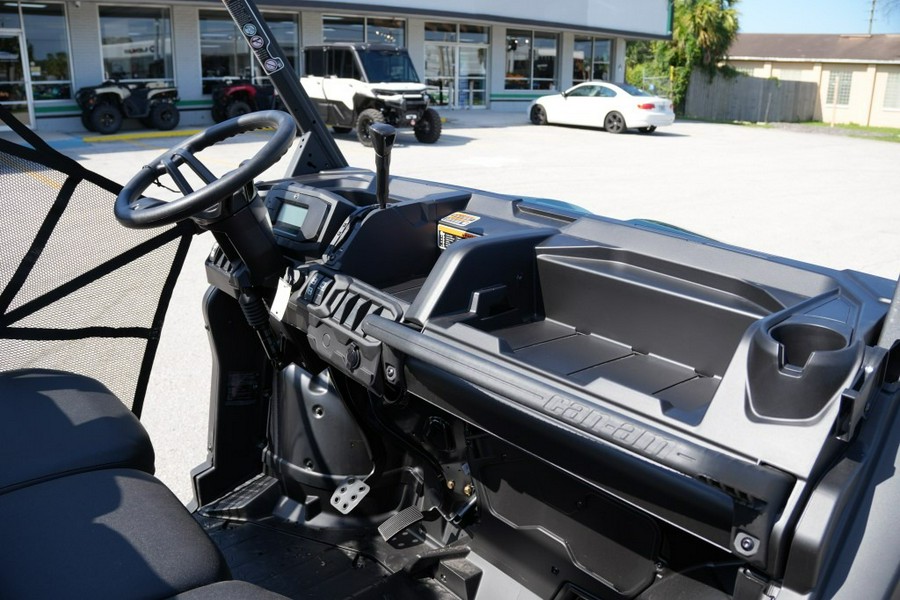 2026 Can-Am Defender HD9