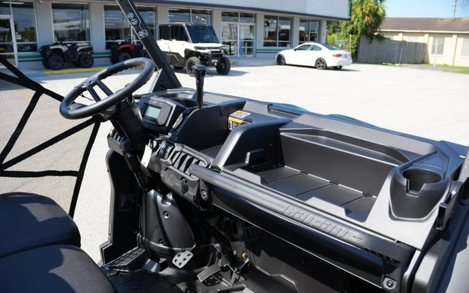 2026 Can-Am Defender HD9