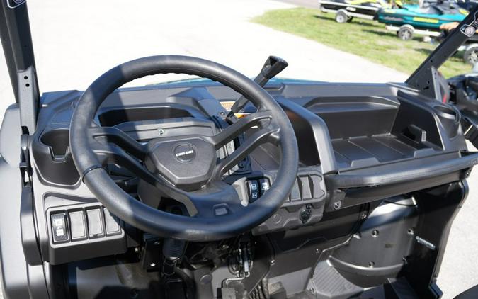 2026 Can-Am Defender HD9