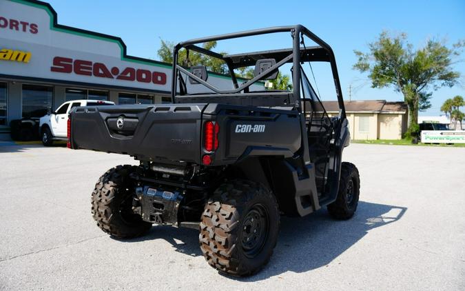 2026 Can-Am Defender HD9