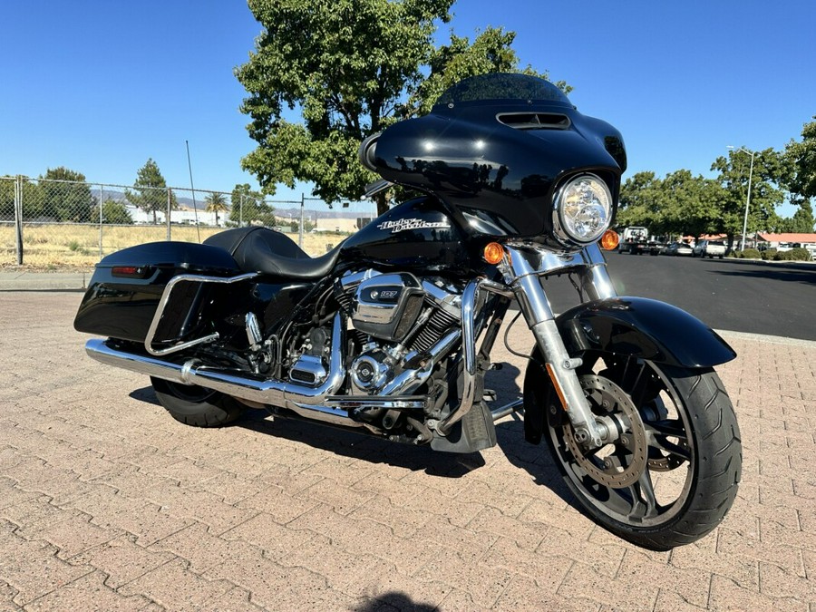 FLHX 2018 Street Glide