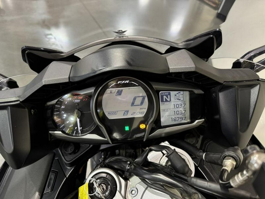 2021 Yamaha FJR1300ES
