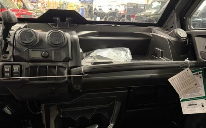 2026 Can-Am® Defender MAX DPS CAB HD10