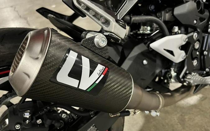 2025 Kawasaki Ninja 500 ABS Passion Red/Metallic Flat Spark Bla