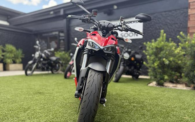 2025 Ducati STREETFIGHTER V2