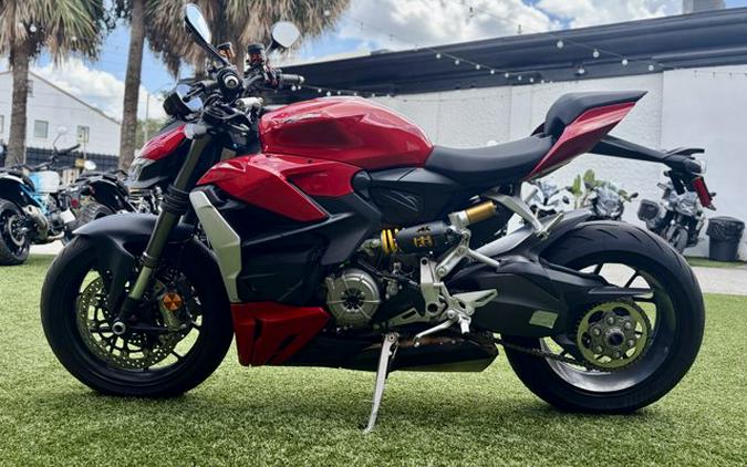 2025 Ducati STREETFIGHTER V2