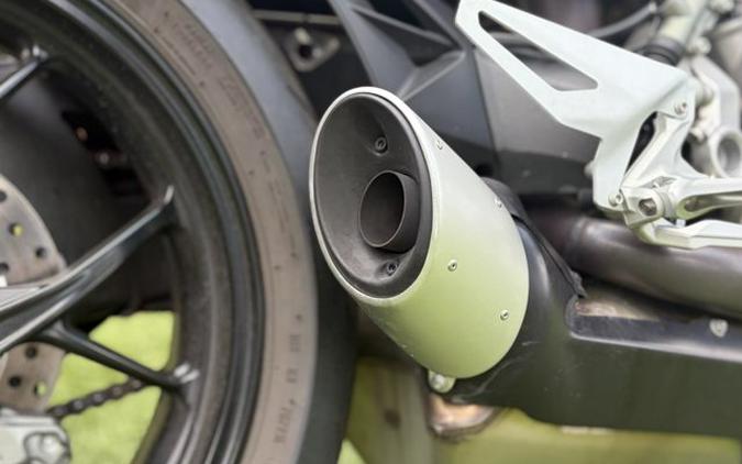 2025 Ducati STREETFIGHTER V2
