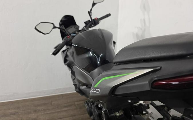 2025 Kawasaki Z500 ABS