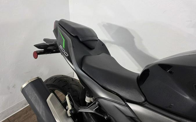 2025 Kawasaki Z500 ABS