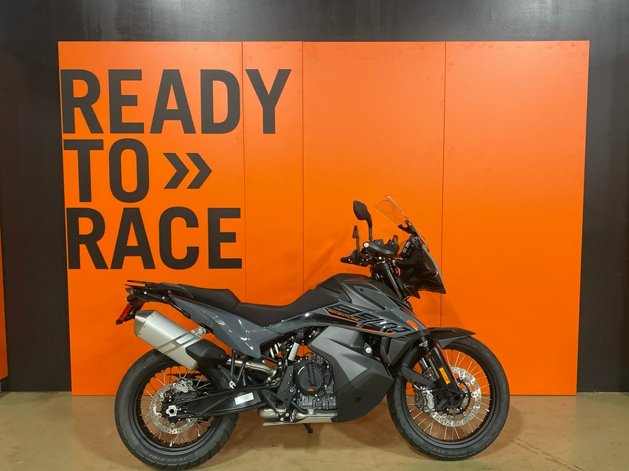 2021 KTM 890 Adventure