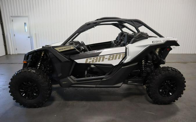 2024 Can-Am® Maverick X3 DS Turbo Catalyst Gray