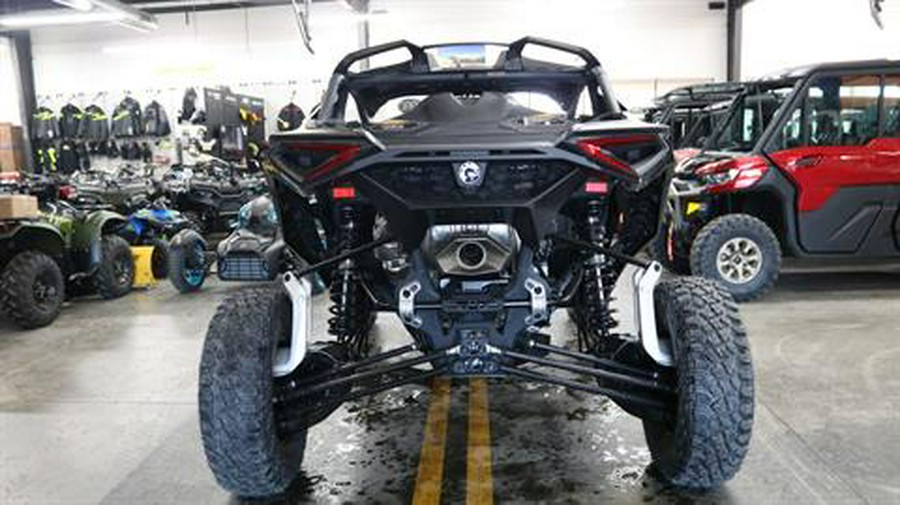 2024 Can-Am Maverick R X RS