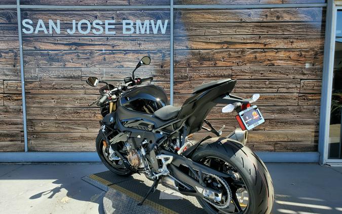 2024 BMW S 1000 R