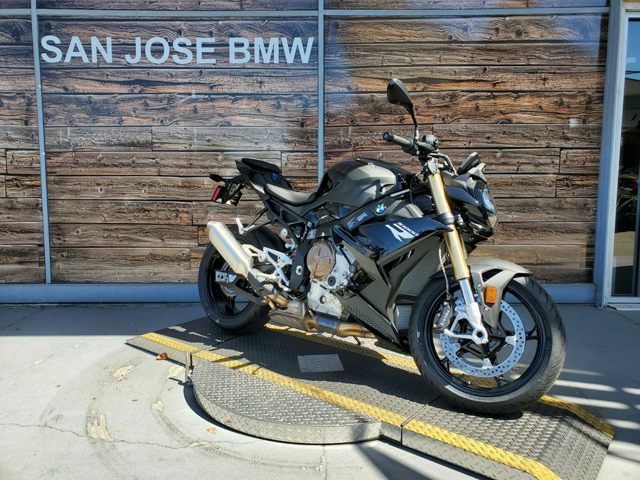 2024 BMW S 1000 R