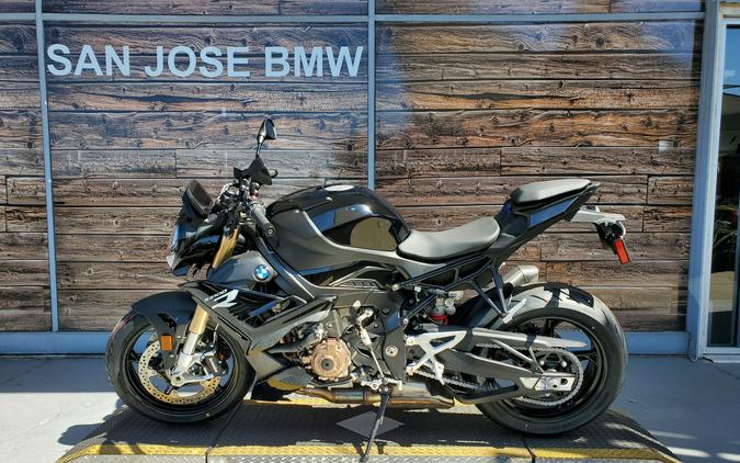 2024 BMW S 1000 R