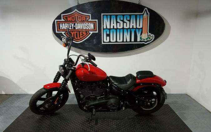 2023 Harley-Davidson Softail® Street Bob® 114