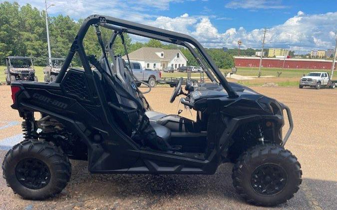 2026 Can-Am Maverick Trail