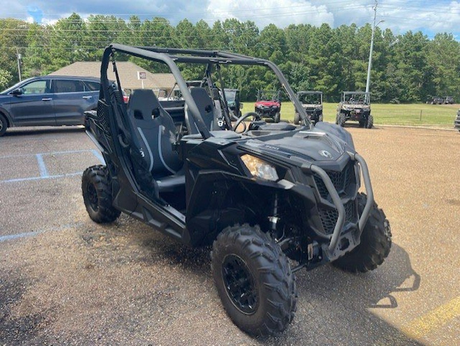 2026 Can-Am Maverick Trail