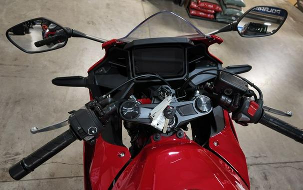 2025 Honda CBR500R ABS