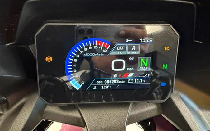 2025 Suzuki GSX-8R