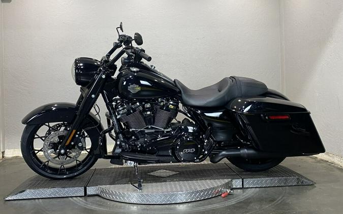 Harley-Davidson Road King Special 2024 FLHRXS 84385790 VIVID BLACK
