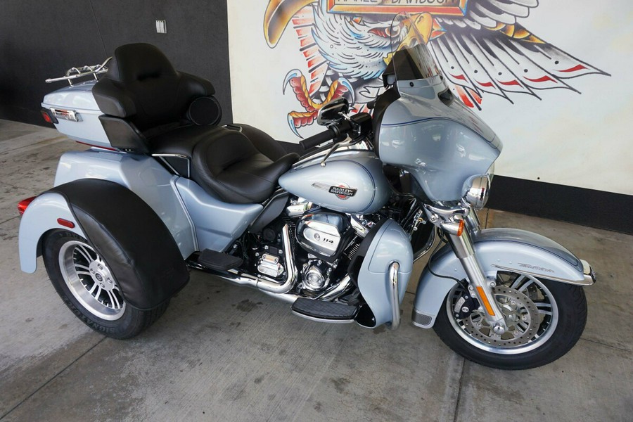 2023 Harley-Davidson Tri Glide Ultra Atlas Silver Metallic