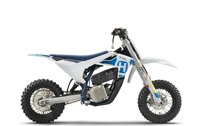 2024 Husqvarna EE 3