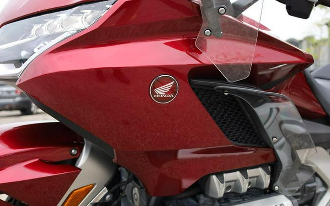 2018 Honda® Gold Wing Tour Candy Ardent Red