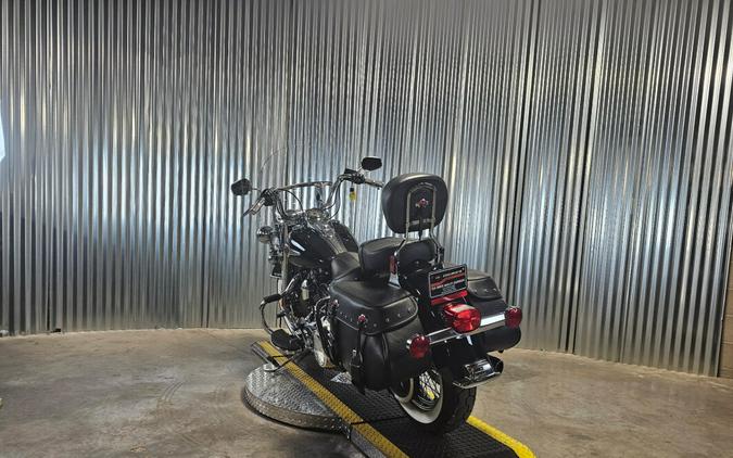 2017 Harley-Davidson Heritage Softail Classic